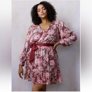 NWT LC Lauren Conrad size 4X red floral sequin dress v-neck spring summer plus